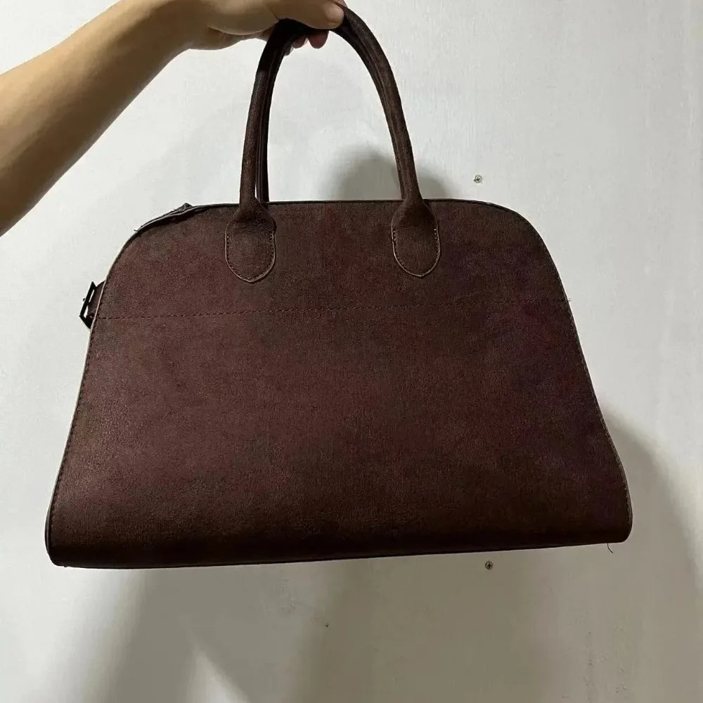 Women's handbag with high-end and niche design, large capacity retro commuting handbag for spring, summer, autumn, and winter