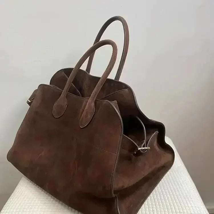 Women's handbag with high-end and niche design, large capacity retro commuting handbag for spring, summer, autumn, and winter